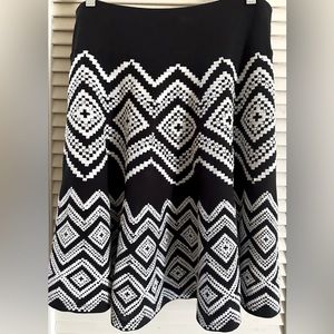 INC International Concepts Pull On Skirt w/ white embroidery & crystals. Size L